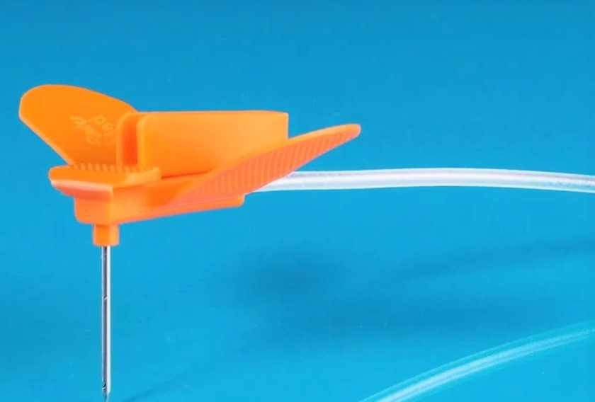 SFN 'Hummingbird' safety port needle sets